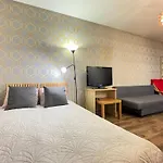 Superior Bukowinska, Studio, Pool & Gym! Metro Wilanowska, Garage Parking! 24H Reception!